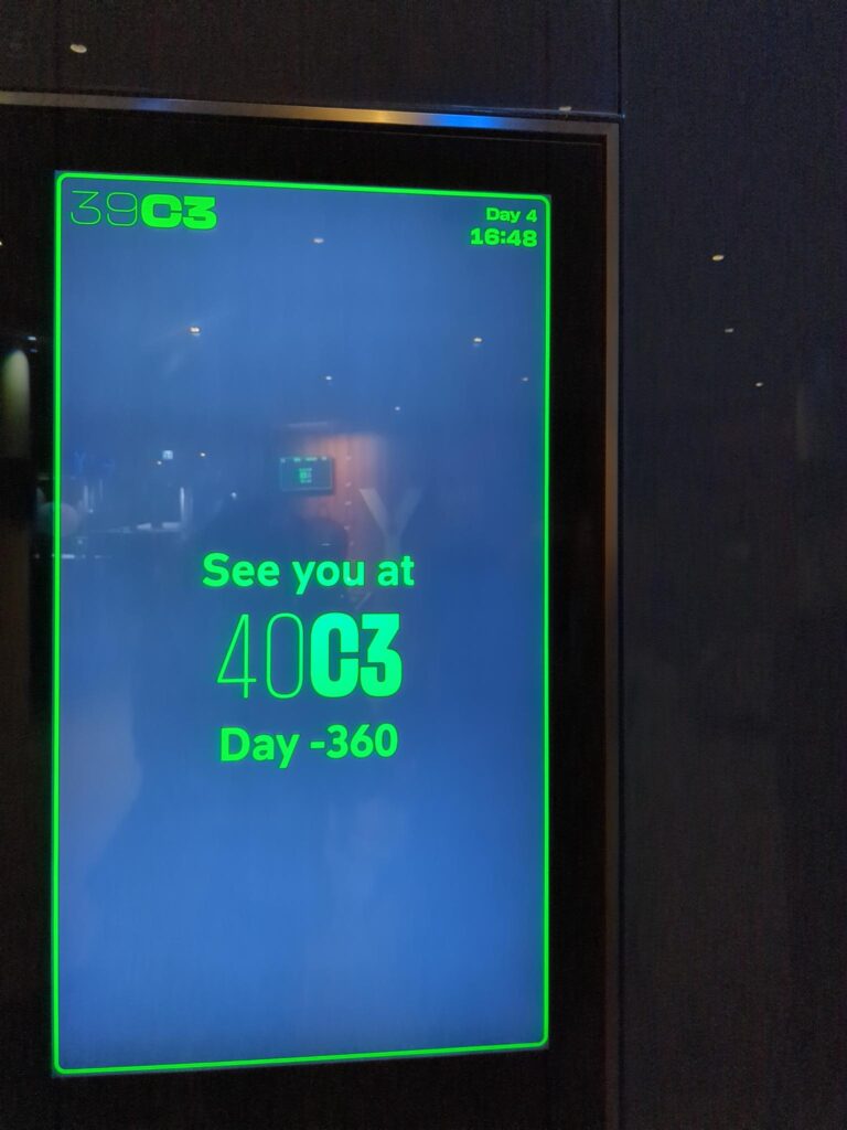 Schild mit der Aufschrift: "see you at the 40C3!"